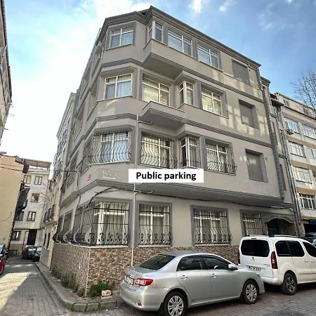 Oeztatli Apartment *