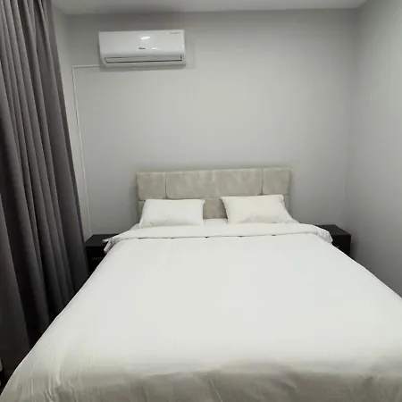 Apartment Oeztatli Istanbul
