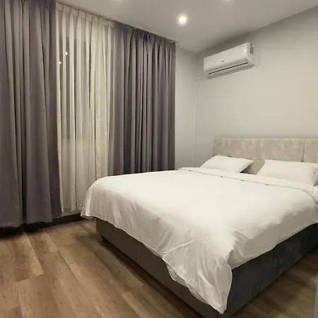 Oeztatli Apartment Istanbul