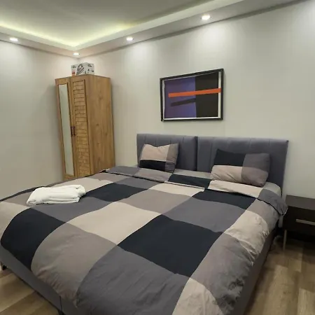 Oeztatli Apartment Istanbul