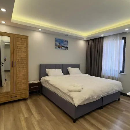 Oeztatli Apartment Istanbul