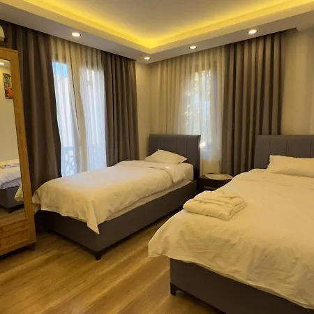 Oeztatli Apartment