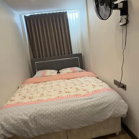 Oeztatli イスタンブール