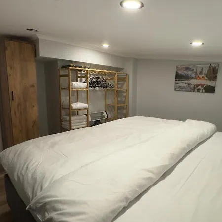 Apartment Oeztatli Istanbul