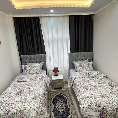 Apartment Oeztatli Istanbul